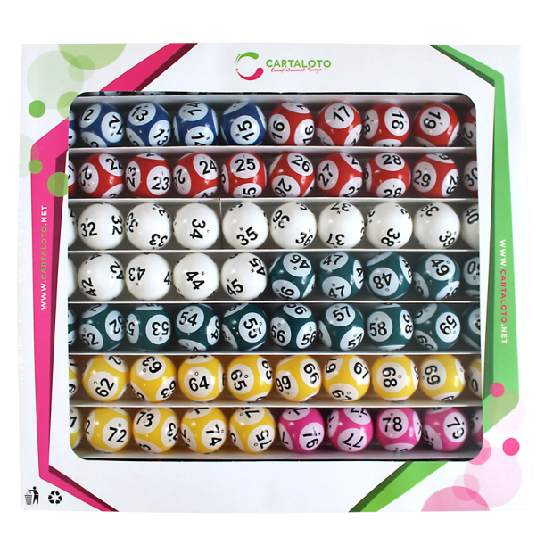 Packaging des 90 balles numérotées 6 faces
